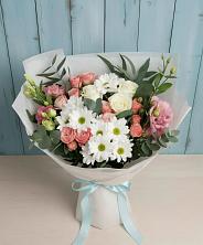 Букет цветов из:  Розы, Лизиантусы и Хризантемы в Нефтекумске