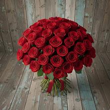 Букет 55 Красных роз Фридом #REPLACE_PRED# Нефтекумске