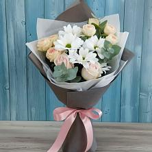 Букет цветов из:  Хризантемы и Розы в Нефтекумске
