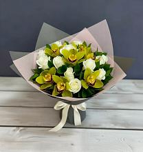 Букет цветов из:  Орхидеи и Розы в Нефтекумске