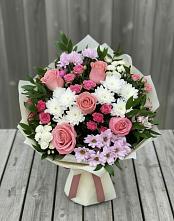 Букет цветов из:  Альстромерии, Гвоздики, Розы и Хризантемы в Нефтекумске