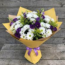 Букет цветов из:  Ирисы, Хризантемы и Ромашки в Нефтекумске