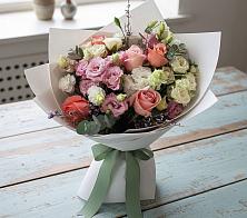 Букет цветов из:  Розы, Лизиантусы и Гвоздики в Нефтекумске