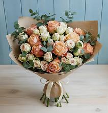 Букет цветов из:  Альстромерии и Розы #REPLACE_PRED# Нефтекумске